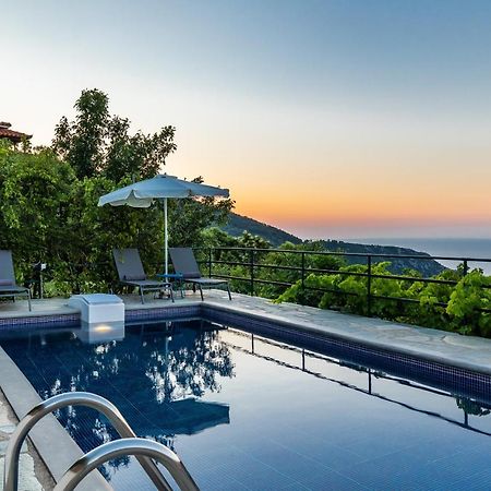 Villa Margini, Aegean Views , Pool Villa, Skopelos Eksteriør bilde