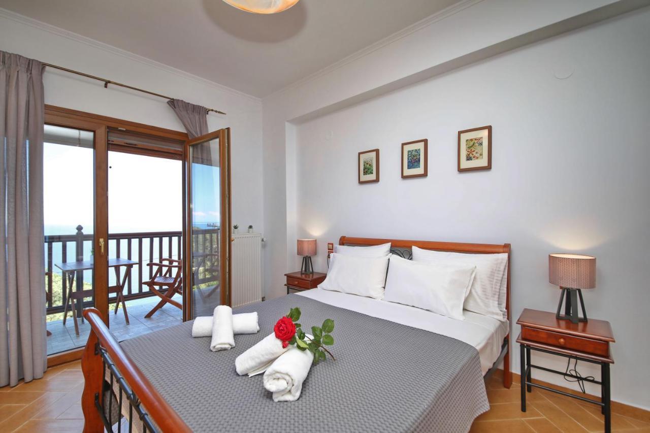 Villa Margini, Aegean Views , Pool Villa, Skopelos Eksteriør bilde