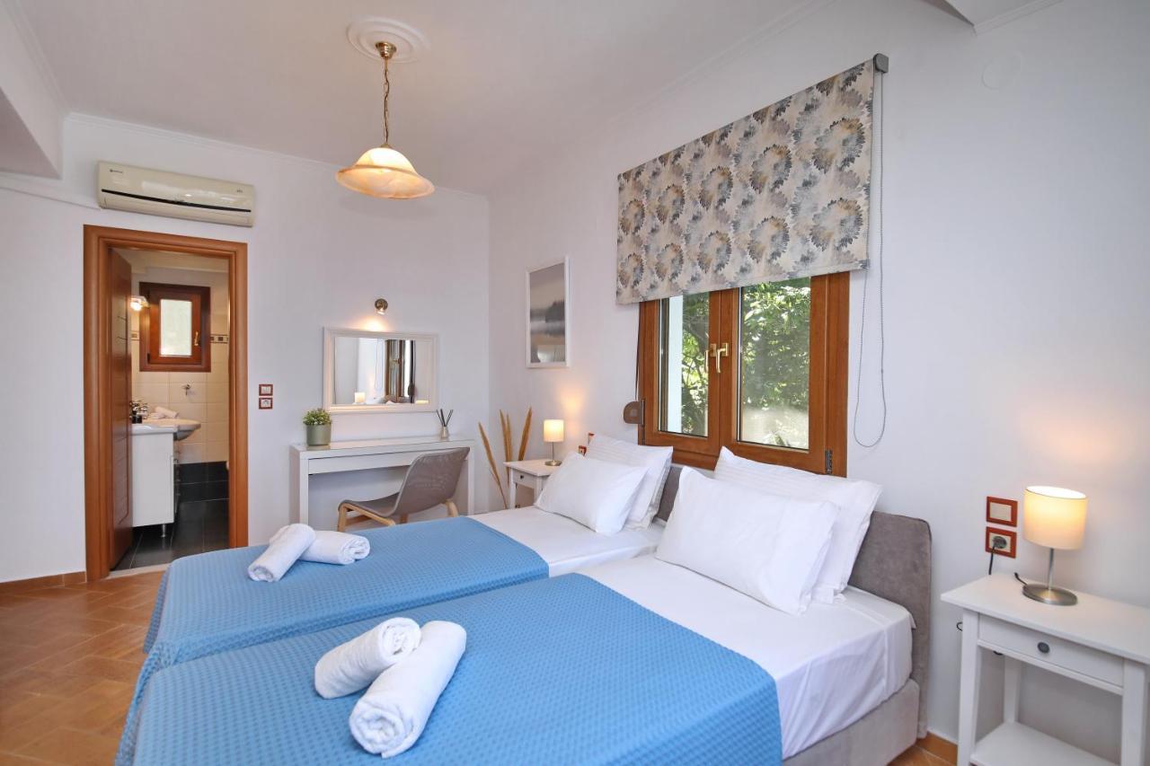 Villa Margini, Aegean Views , Pool Villa, Skopelos Eksteriør bilde